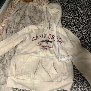 Cute Hollister Zipup